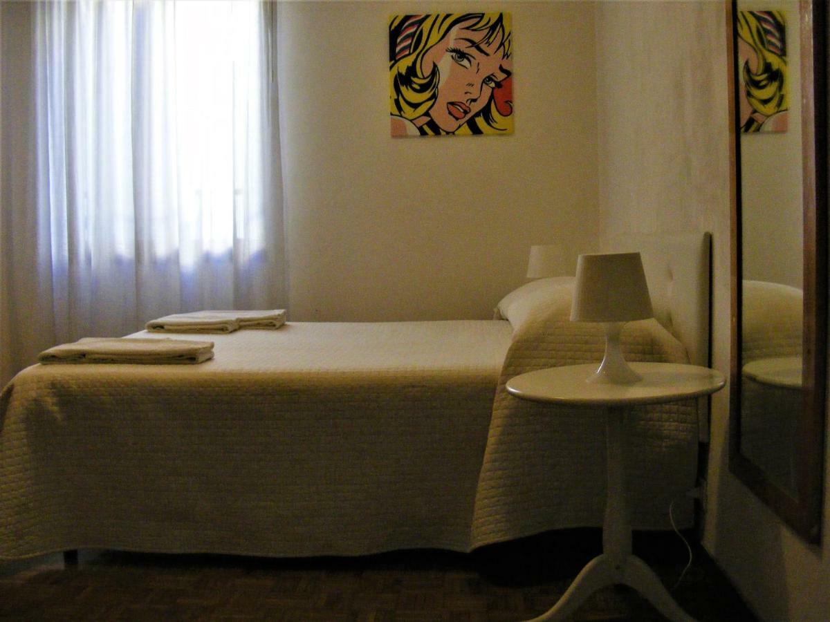 Andy'S Apartment Venice Luaran gambar